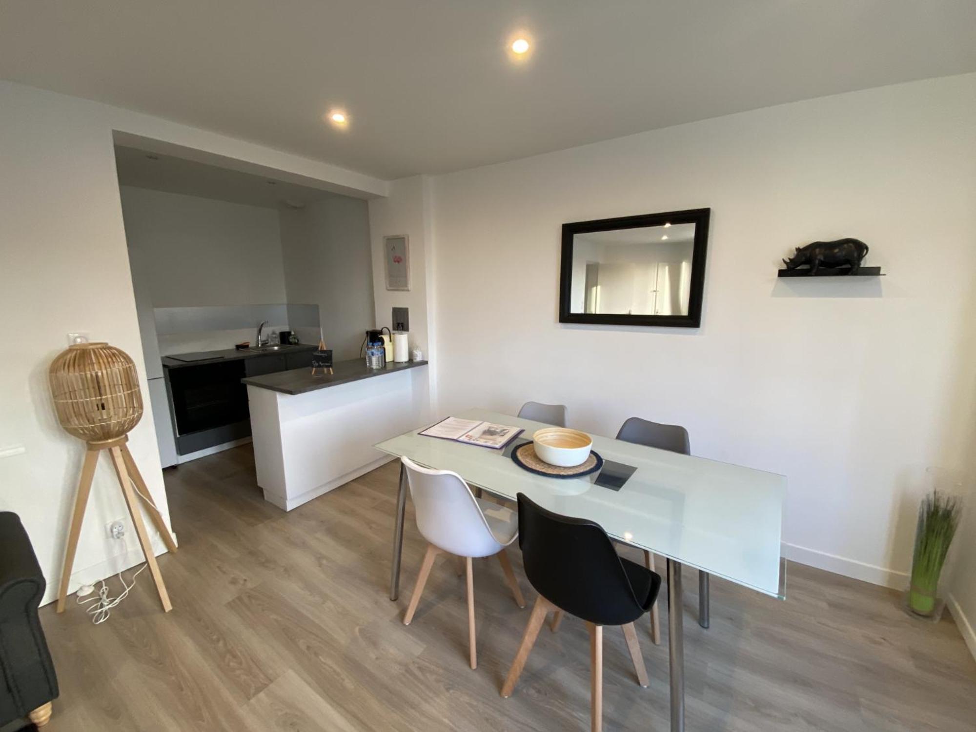 Appartement Cholet Les Halles Cote Jardin Eksteriør billede